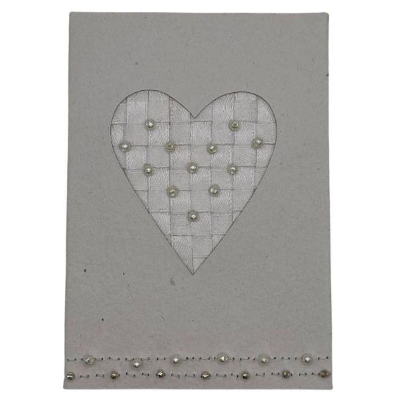 Hvitt Hjerte med Perler